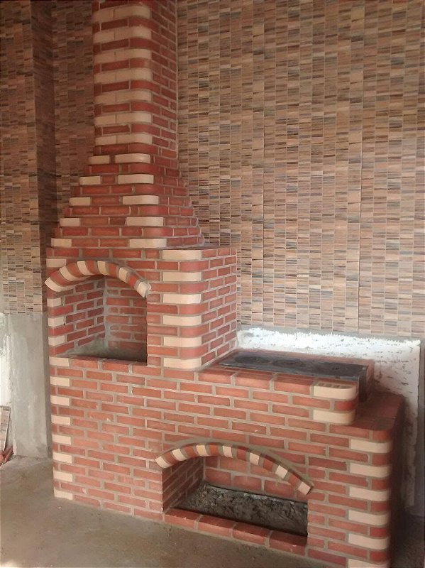 Churrasqueira de Tijolos Sob Medida