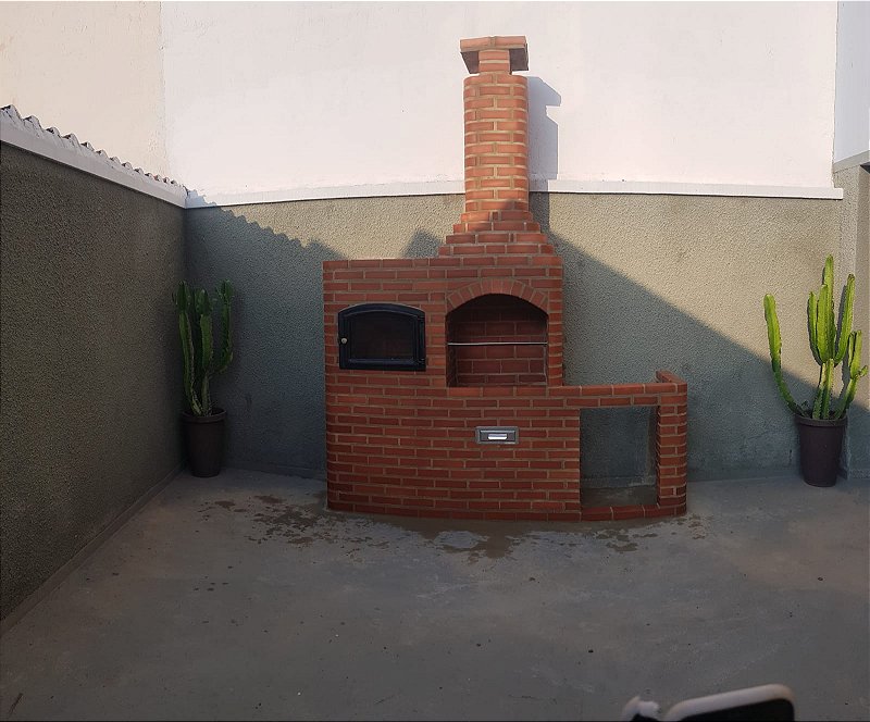 Churrasqueira Vermelha com Bancada