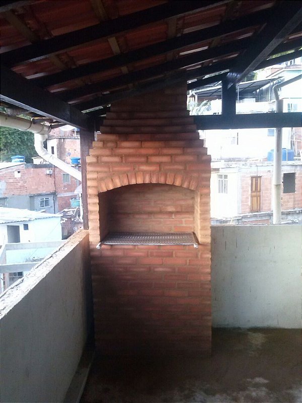 Churrasqueira Vermelha Tradicional